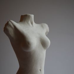 breast sculpture torso naked body female art artwork konstverk konst