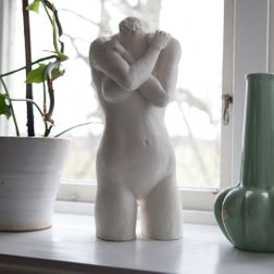 skulptur beställning beställa sculpture female torso body inredning